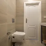 Nomado With Gym Hotel