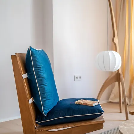 Nomado With Gym Hotel