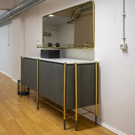 Nomado With Gym Szálloda